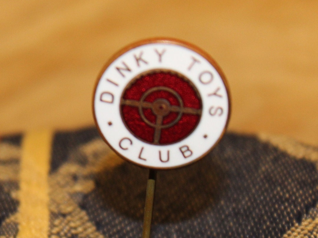 Épinglette Club Dinky Toys – Vintage France Années 50/60 – Zamac Ou Laiton