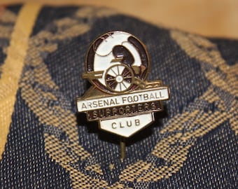 vintage Arsenal football supporters club pin - English soccer club promotional pin CA 1960's