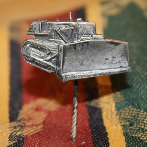 Caterpillar bulldozer pin badge - Vintage constructionequipment emblem 1960&#39;s