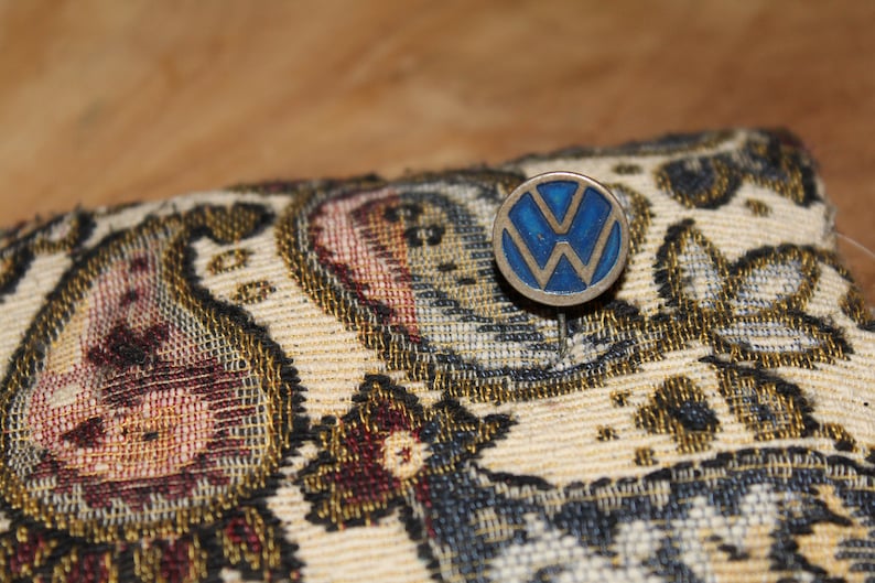 vw tie pin