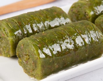 Turkish Pistachio Rolls Baklava