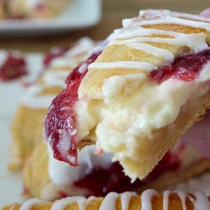 Raspberry Cream Cheese Danish Pastry