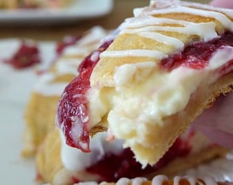 Raspberry Cream Cheese Danish Pastry