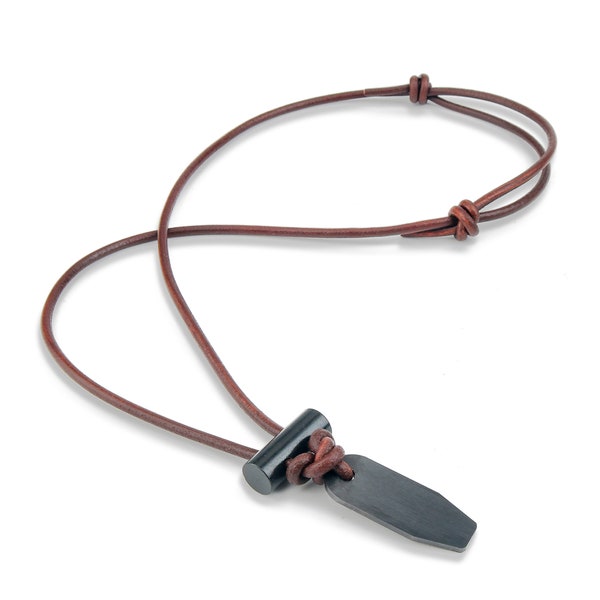 FNL-CS4015 Ceramic Striker Fire Starter Necklace Ferro Rod Toggle Leather Cord for Bushcraft Camping Emergency Fire Starting