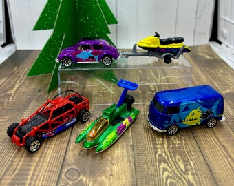 Matchbox WINGS &#39;N WATER 5-Pack (2001) VW Beetle & Bus, Dune Buggy, Jet Ski, Boat