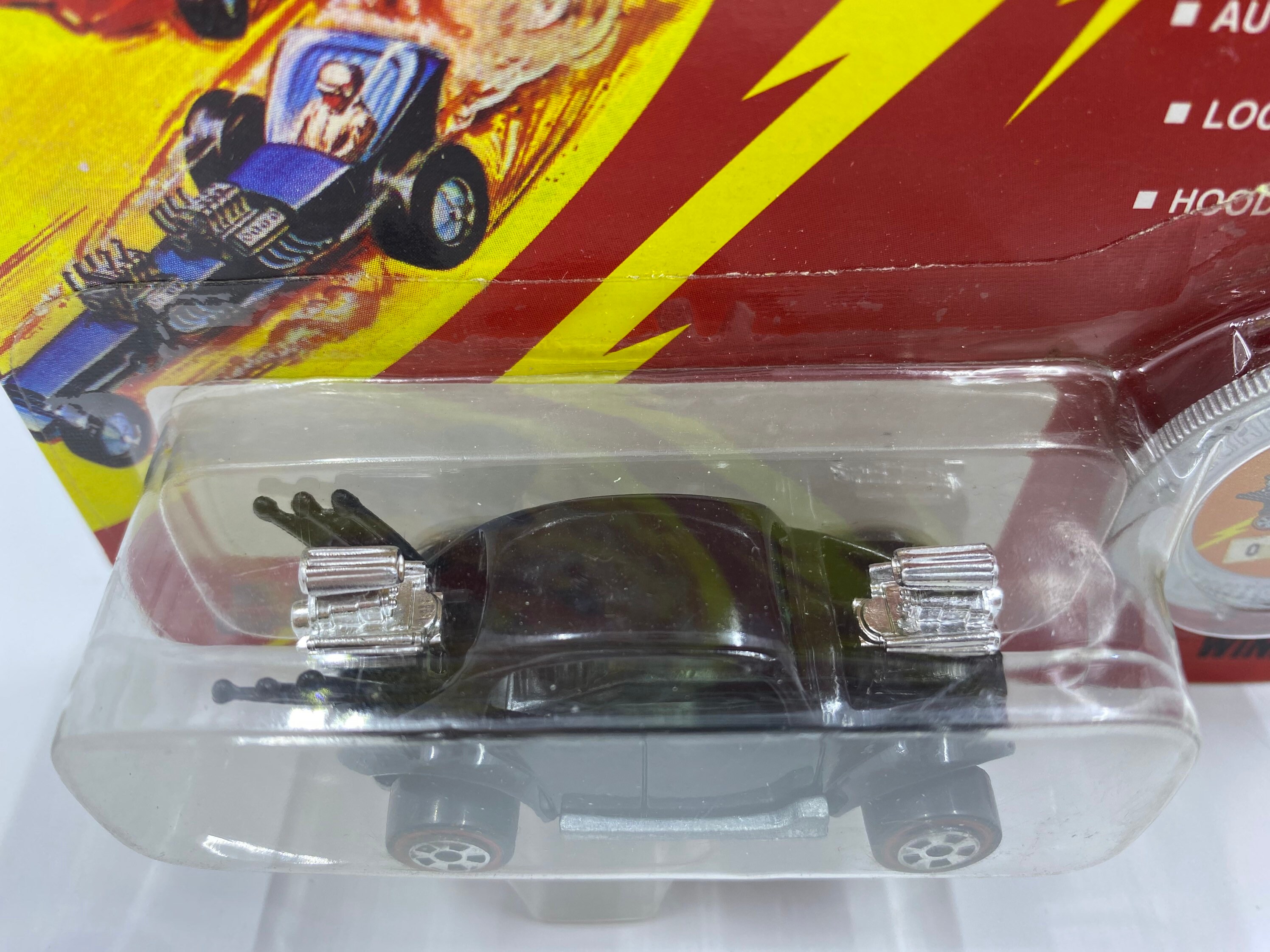 1994 Johnny Lightning BUG BOMB #105 Black W/ Redline Wheels