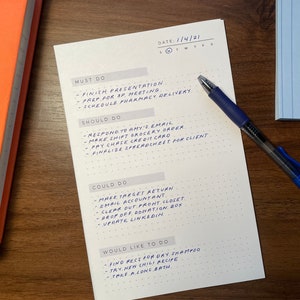 Half-Page Daily To-Do List | Eco-Friendly in Multiple Colors!