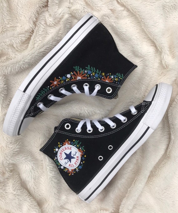 Converses brodées personnalisées | Etsy Converses brodées personnalisées | Etsy