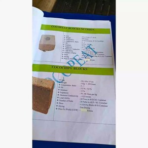 Puede incluir: Hoja de informaci&oacute;n detallada del producto para bloques de CocoPeat y CocoChips. El documento incluye especificaciones como tama&ntilde;o, peso, relaci&oacute;n de compresi&oacute;n, pH, humedad, expansi&oacute;n, conductividad el&eacute;ctrica y capacidad de carga. El texto est&aacute; en ingl&eacute;s.