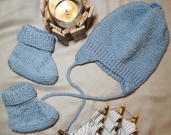 Ensemble chaussons-bonnet bleu pour bébé/Ensemble tricot/Ensemble bébé/Ensemble bleu/Bonnet/Chaussons/Tricot bébé/Baby knit/Accessoires bébé