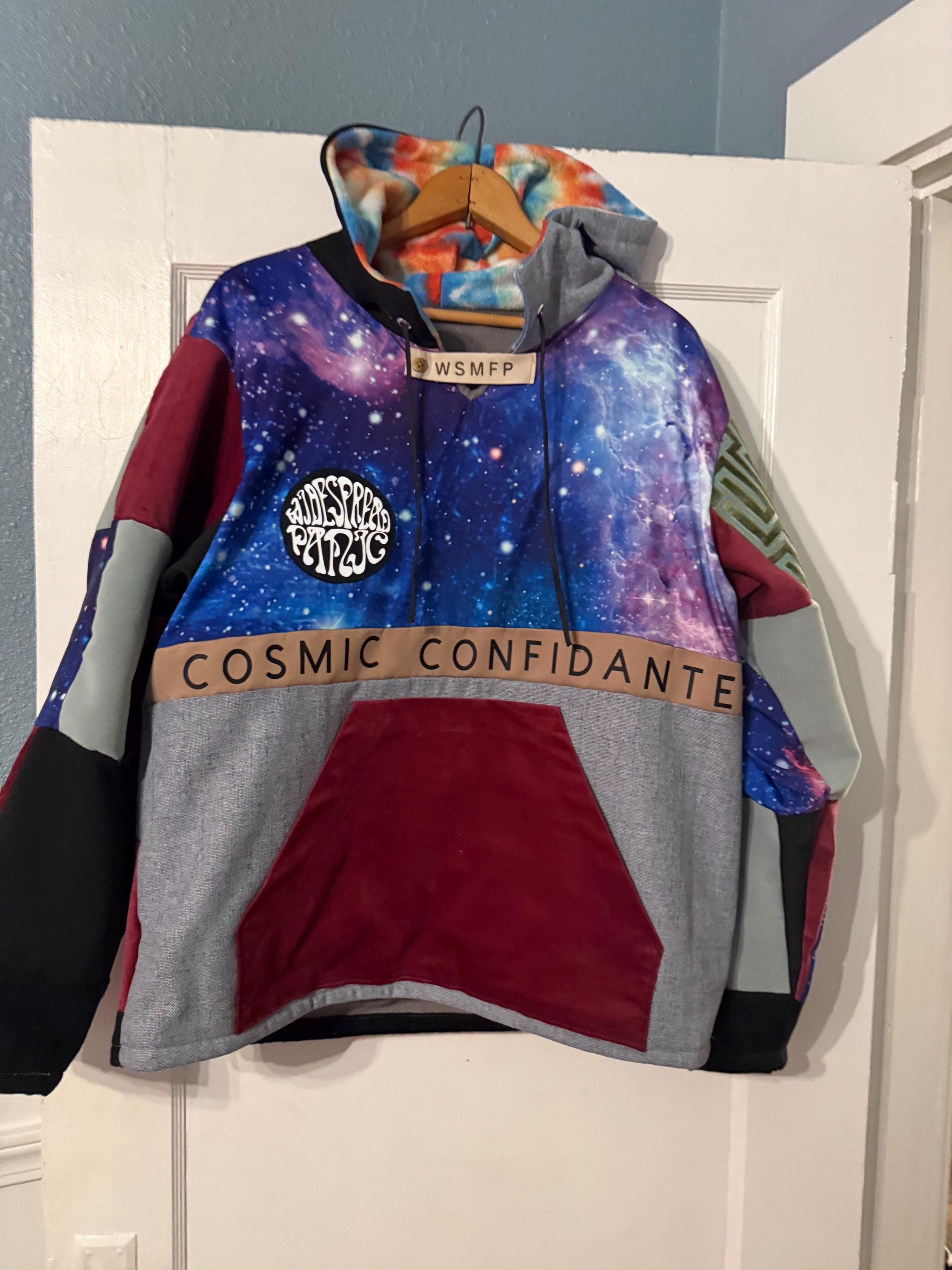 Sudadera con capucha y parches de Luna Cósmica