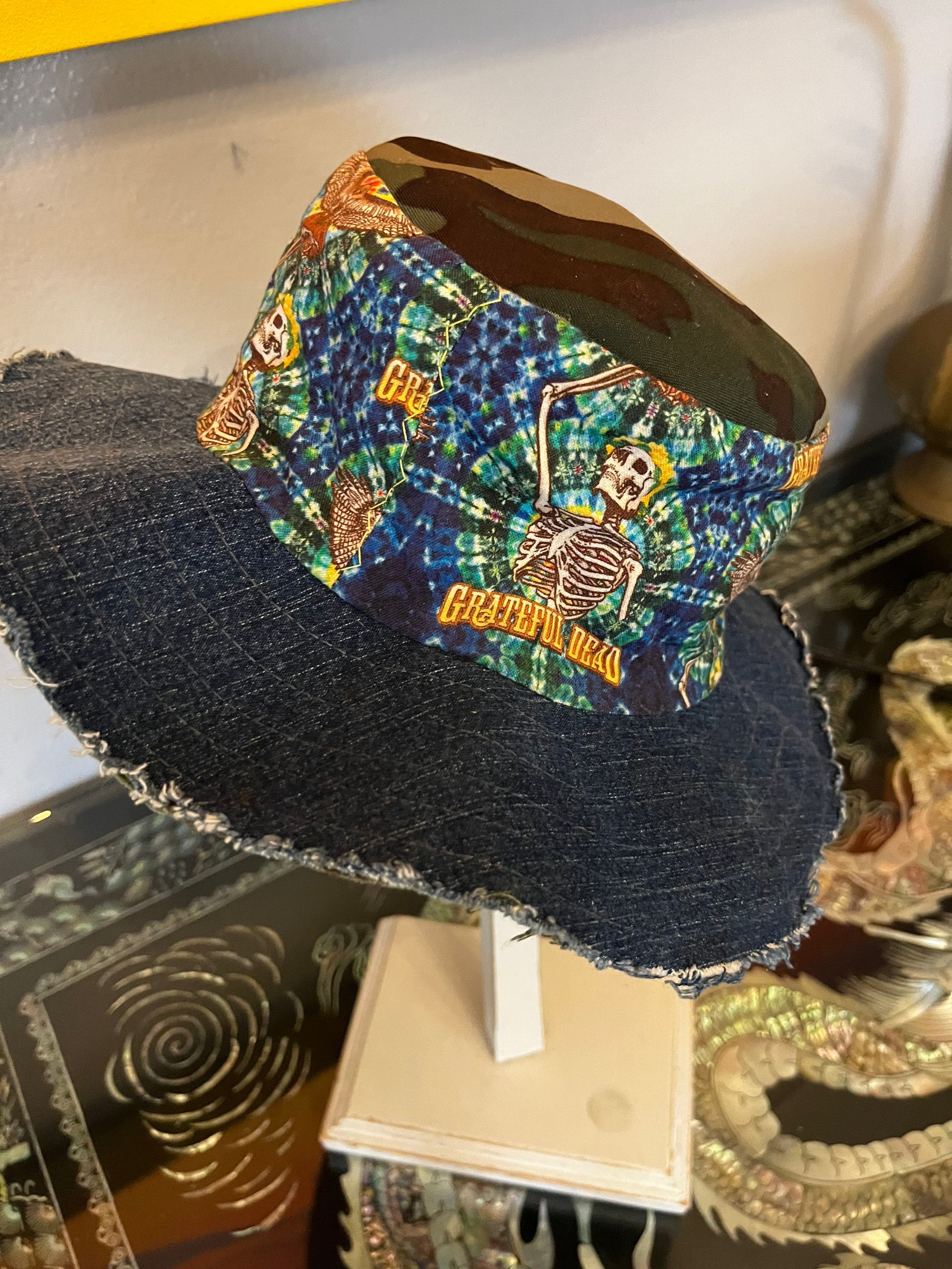 Gilligan shirt and hat for sale Clearance