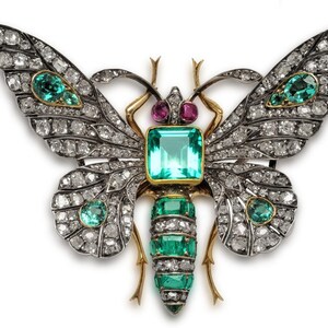 Victorian Inspired Antique Emerald Butterfly Brooch Natural Rose Cut Diamond 925 Sterling Silver