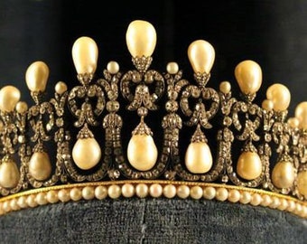 Handmade Antique Natural Pearl Tiara With Natural Rose Cut Diamond 925 Sterling Silver