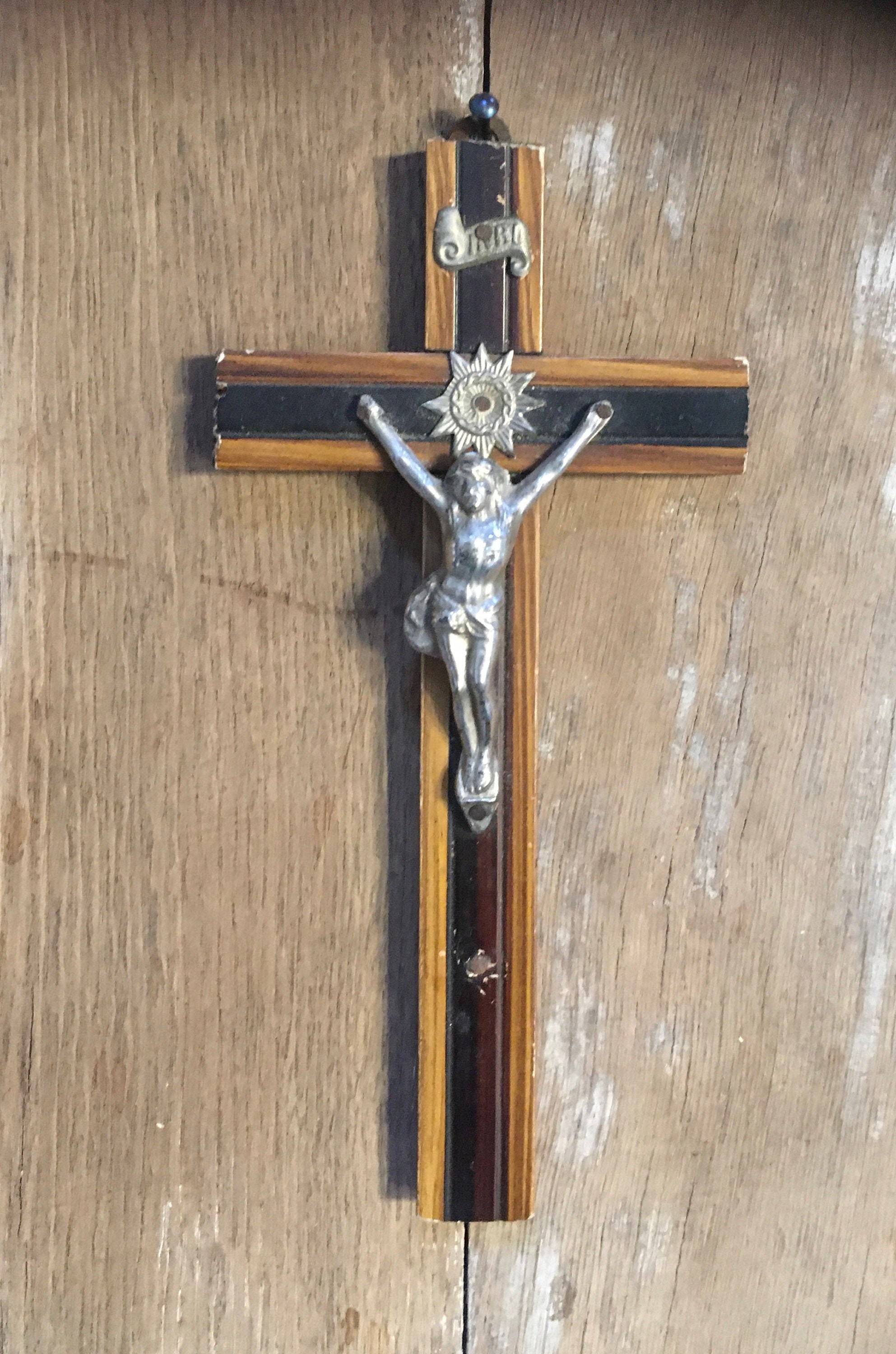 Petit Crucifix Vintage.