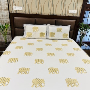 Juego de sábanas planas/ajustables tamaño Queen con estampado a mano Jaipuri, incluye 2 fundas de almohada y es ideal para la decoración del hogar o el dormitorio.