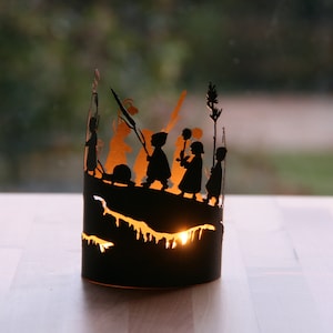 Root Children / tealight lantern / shadow play / winter / lantern / Waldorf / season table