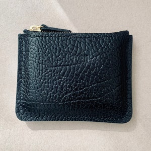 Cartera pequeña - Piel texturizada con ligero brillo