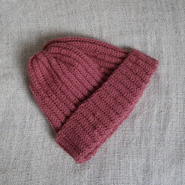 Bonnet crochet fait main rose - acrylique