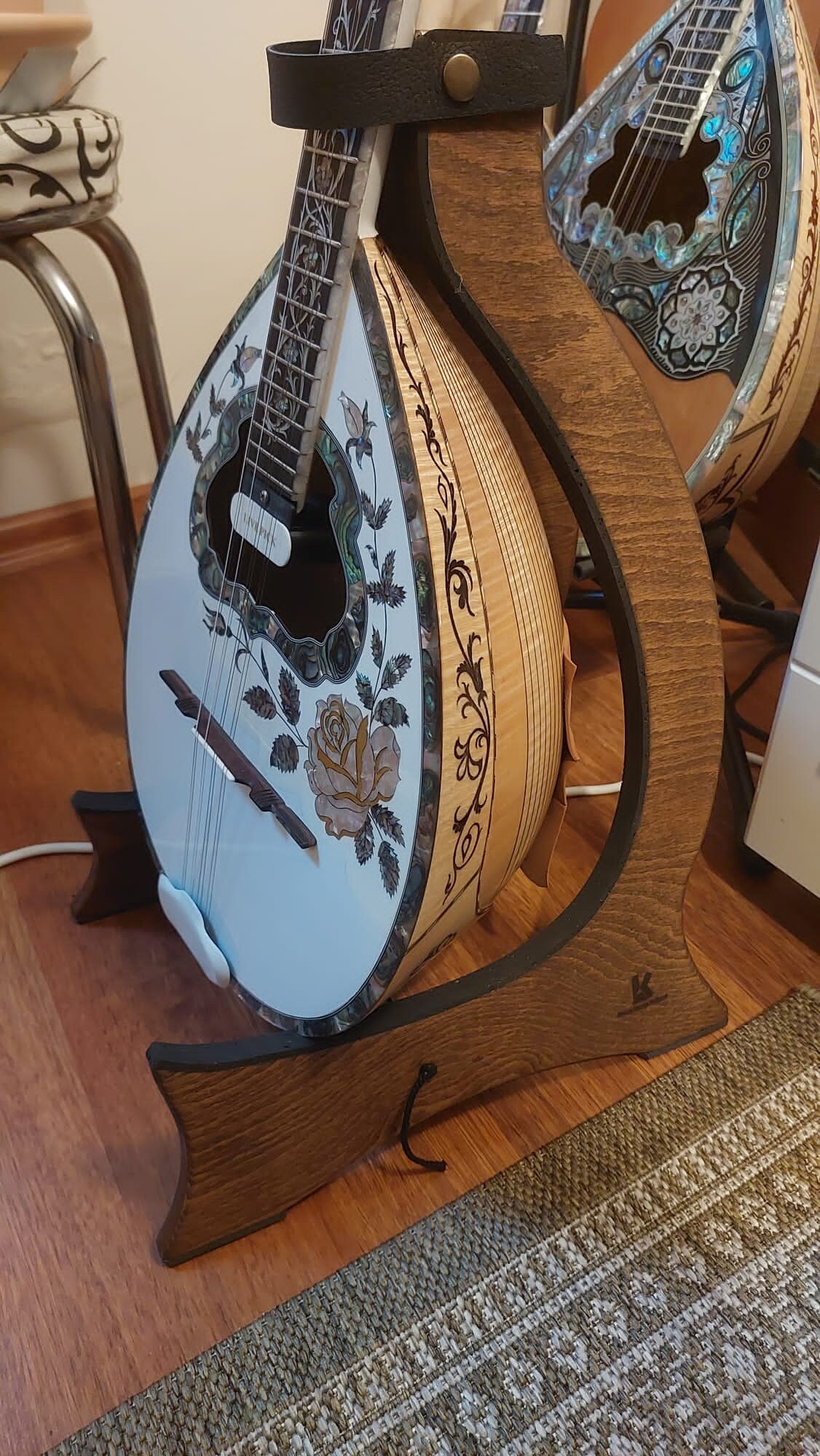 Folding Wooden Instrument Stand for Bouzoukis Mandolins Banjos Baglamas