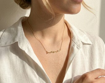 Necklace: "Mama", gold-plated titanium-steel chain with lettering