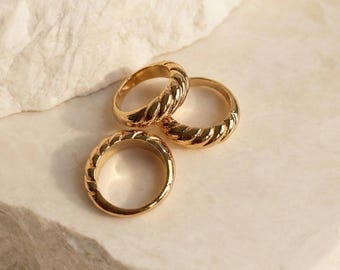 "Croissant" Ring: Twisted Statement Ring, Gold