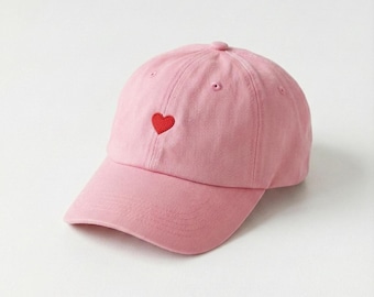 Baseball cap "Heart": Cap with embroidered heart motif