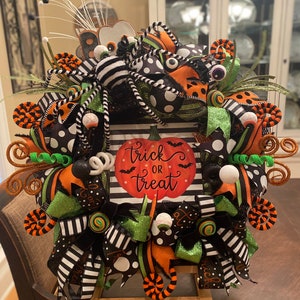 Halloween wreath, Halloween swags, skeleton wreath, skeleton swags, fall swags, skull wreath, witch wreath, witch swags, fall wreath