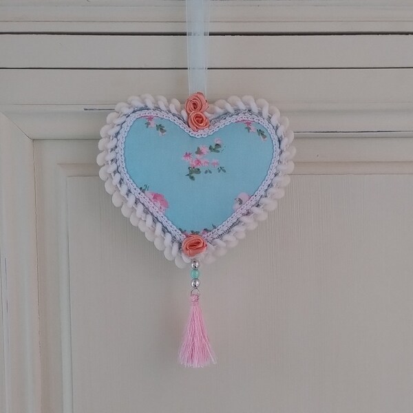 ANCIENNE PLAQUETTE DE Boutons En Bois Le Chic Parisien Rose Et Blanc