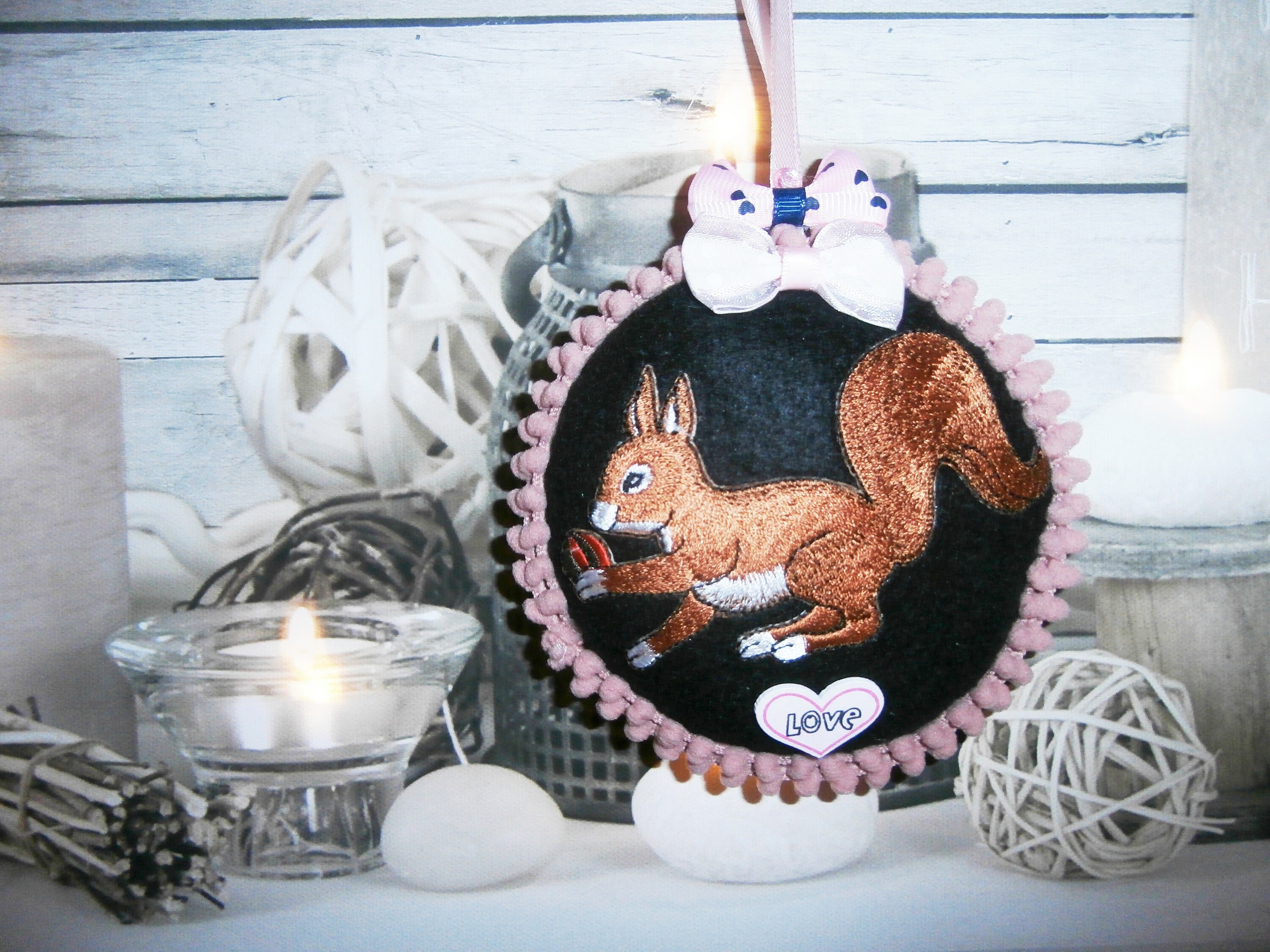 Décoration Écureuil Roux à Suspendre