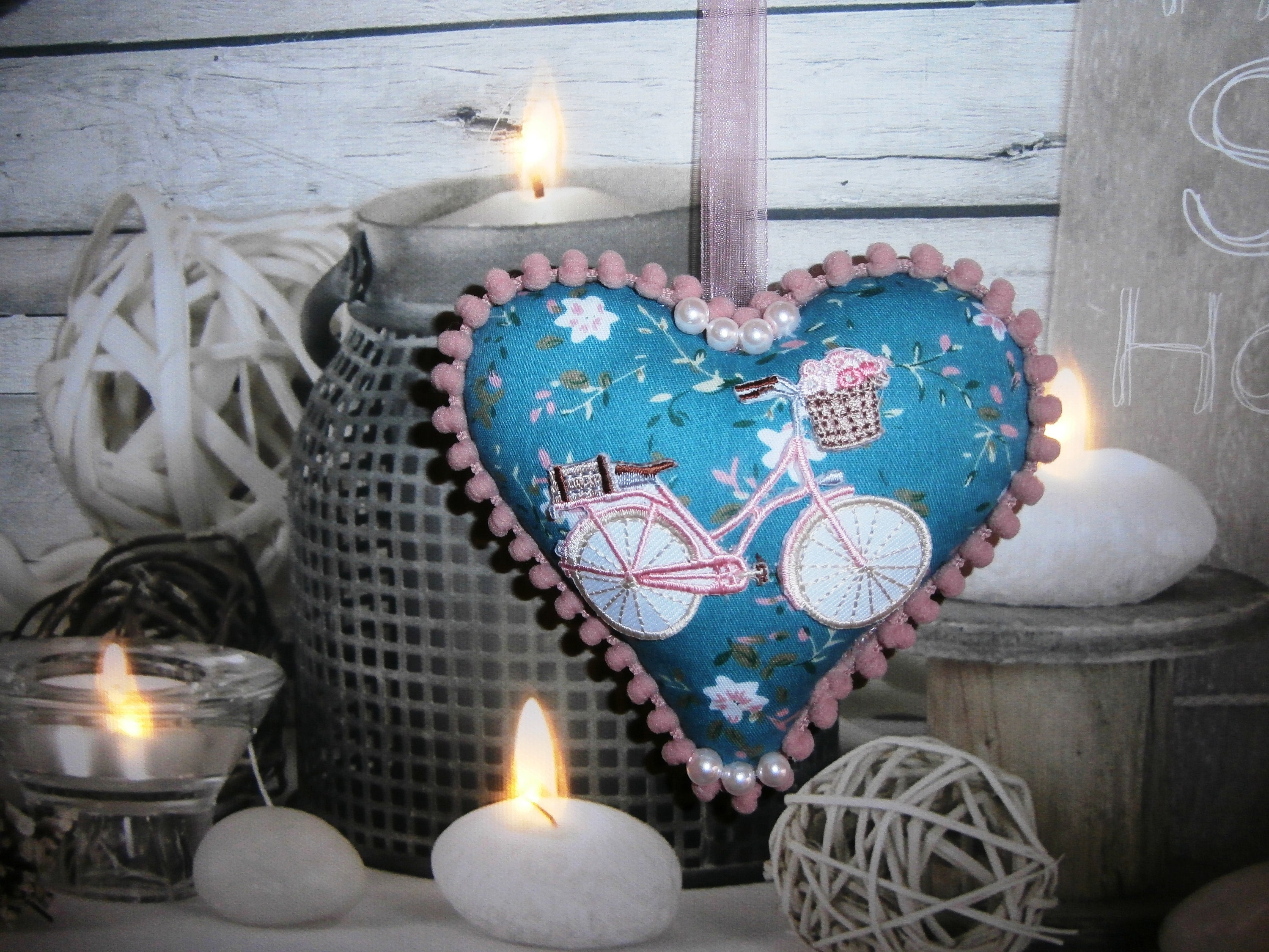 Coeur en Tissu avec Décoration d'automobile ou Vélo