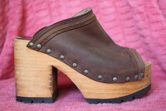 BUFFALO LONDON 90s vintage platform mules , clogs