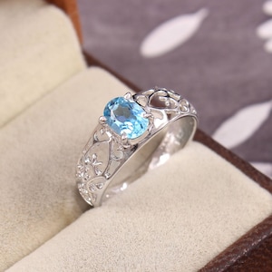 Oval Sky Blue Topaz Ring: Sterling Silver Wedding Engagement Ring