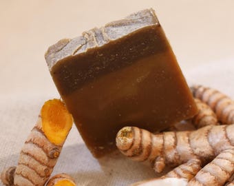 Turmeric Shampoo Bar | Cinnamon & Clove Essential Oil | Plastic-Free