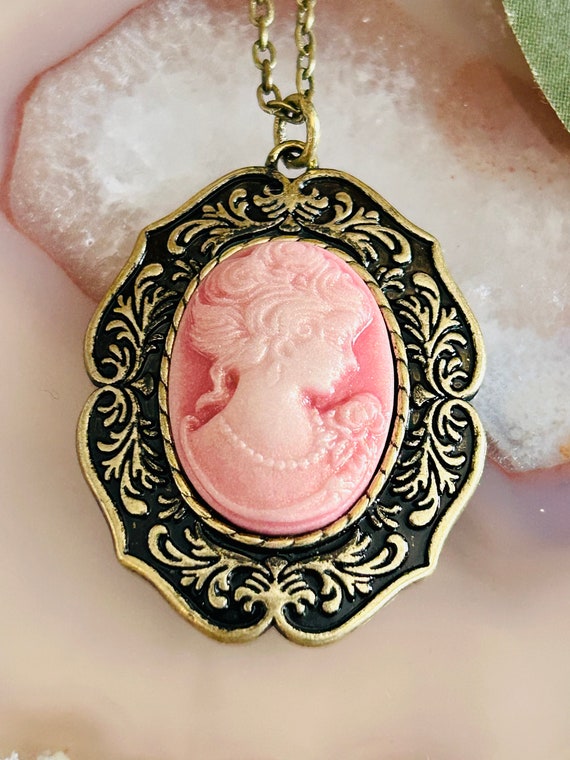 Women’s Pink Ornate Cameo Pendant Necklace, Women’s Brass Necklace