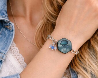 Abalone Shell Charm Bracelet – Silver Chain Beach Jewelry – Coastal Ocean-Inspired Bracelet