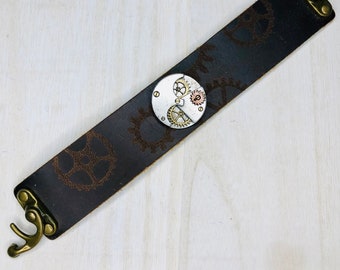 Women’s Brown Leather Bracelet, Womens Steampunk Gear Bracelet