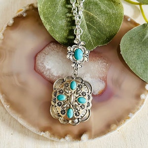 Women’s Concho Pendant Necklace, Women’s Silver Necklace