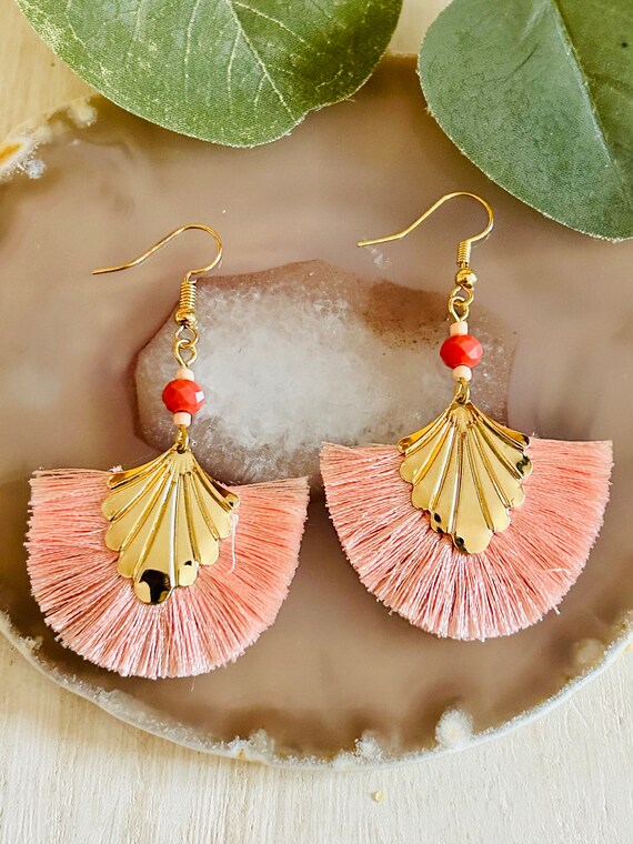 Women s Pink Fan Earrings Women s Drop Earrings D3