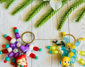 Chaveiro de contas inspirado em uma princesa sereia | Pingente com tema oceânico | Chaveiros artesanais com personagens | Pingente para mochila de praia | Itens vendidos separadamente
