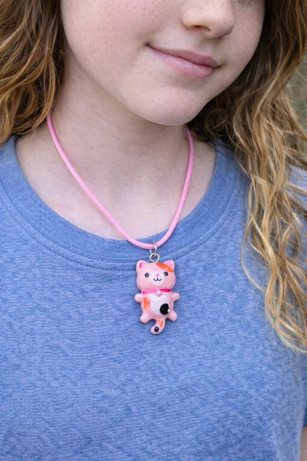 Collana Con Ciondolo Gatto E Cuore Per Ragazzi E Ragazze: Idea Regalo Dolce Per Figlia, Nipote O Figlio. Perfetta Per Compleanno O Natale. - 2