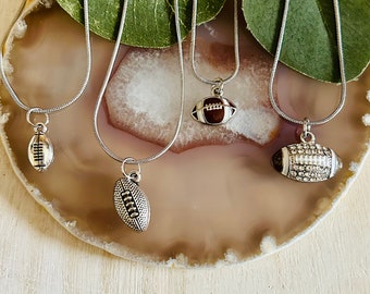 Voetbalketting, voetbalbedelsieraden, spelercadeau, teamcadeau, voetbal moedercadeau, wedstrijddag sieraden, atleetketting