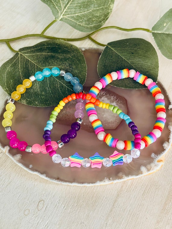 Oneress Bracciale Elasticizzato Con Perle Naturali E Pietre Arcobaleno 6 Mm, Set Da 2, Gioiello Regalo Per Donne E Ragazze