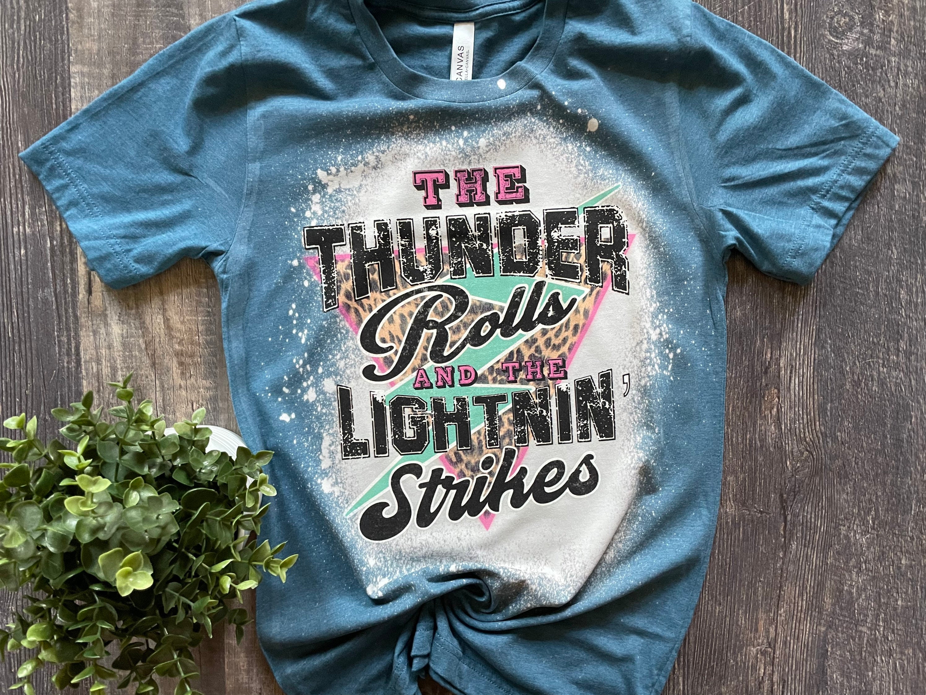 MNLYBABY Country Music Shirt Women The Thunder Rolls and The Lightning Strikes Tees Western Concert Tshirt Top