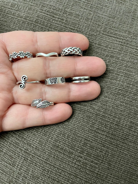 Toe Ring Polished and Antiqued Butterfly Design Sterling Silver Toe Ring Polished and Antiqued Butterfly Design Sterling Silver