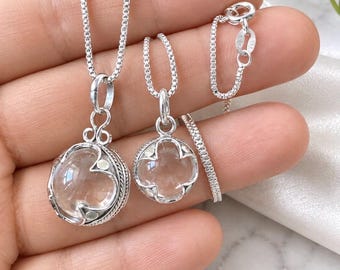 Halskette mit Kristallkugelanhänger aus Sterlingsilber – Edelsteinschmuck im gotländischen Stil