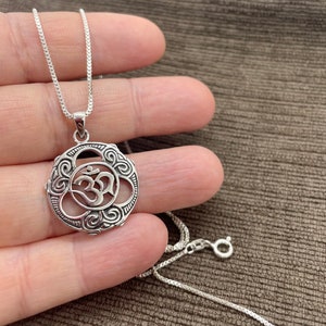 Sterling Silver Om Pendant- Om Necklace -Yoga Jewelry-Yoga Symbol Pendant-Meditation Pendant