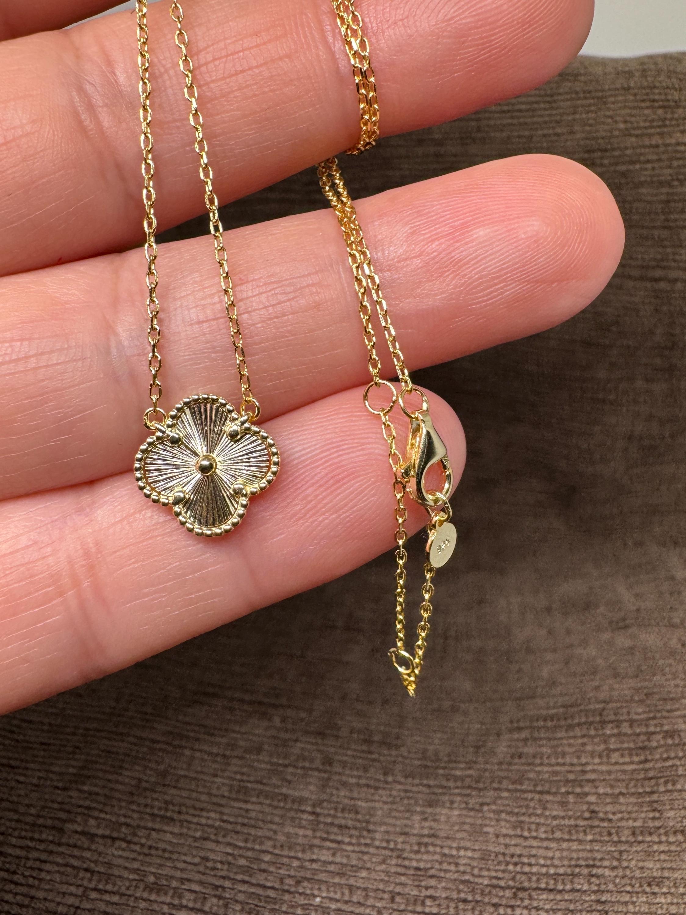 Van cleef necklace clover - Etsy 日本 Van cleef necklace clover - Etsy 日本