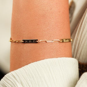 Custom 925 Sterling Silver Link Bracelet with Name Engraving | Engraved Gold Charm Bracelet with a Dainty Paperclip Chain | Christmas Gift