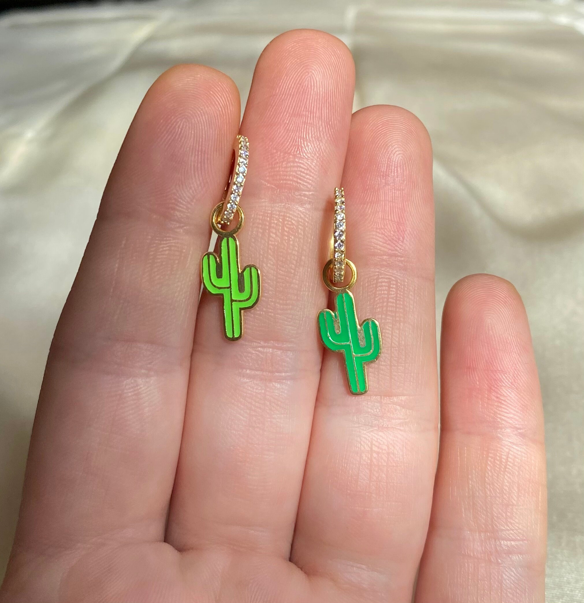 Orecchino a cerchio Coachella con cactus - Paci Gioielli